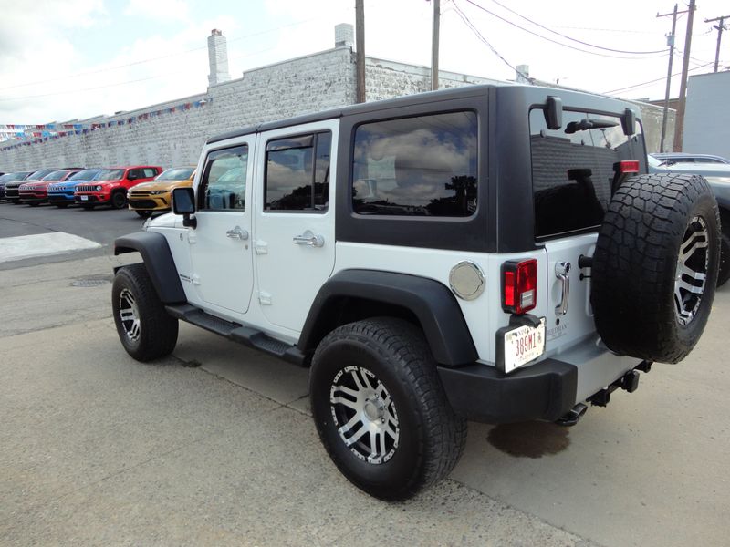 2013 Jeep Wrangler Unlimited SportImage 10