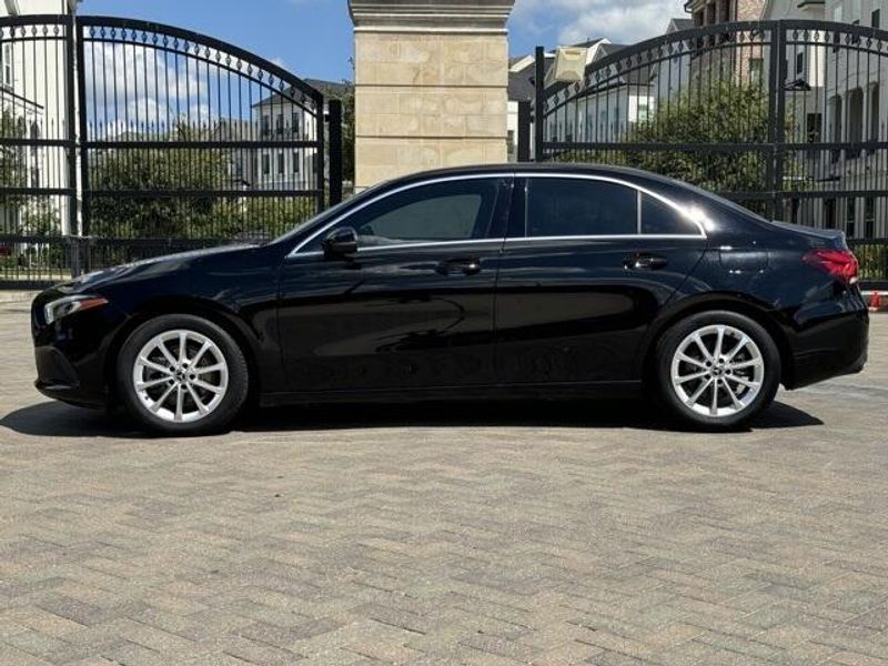 2019 Mercedes-Benz A-Class A 220Image 10