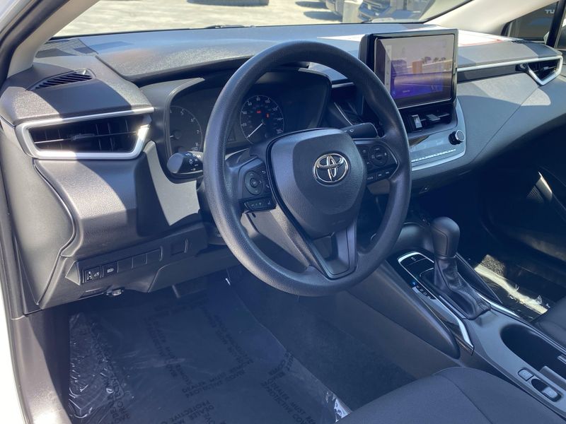 2024 Toyota Corolla LEImage 16