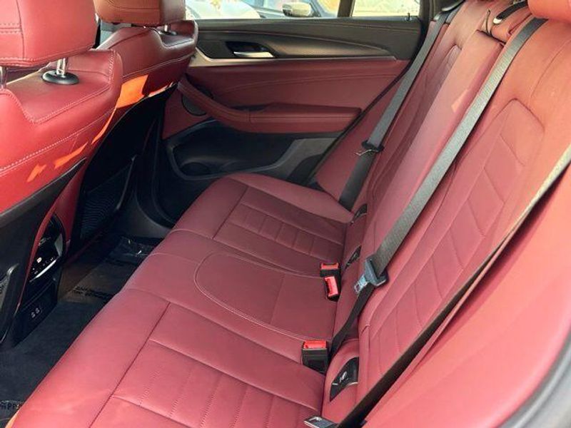 Used 2025 BMW X4 M40iImage 30