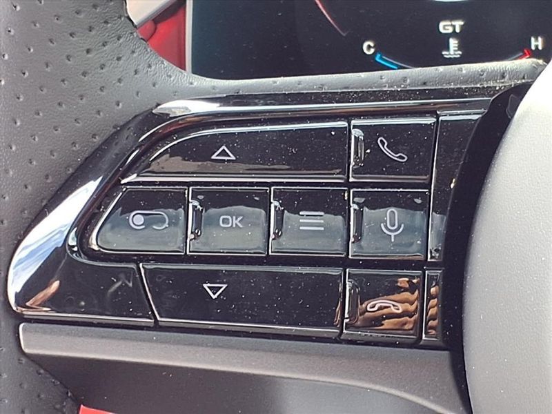 New 2026 Maserati Grecale ModenaImage 17