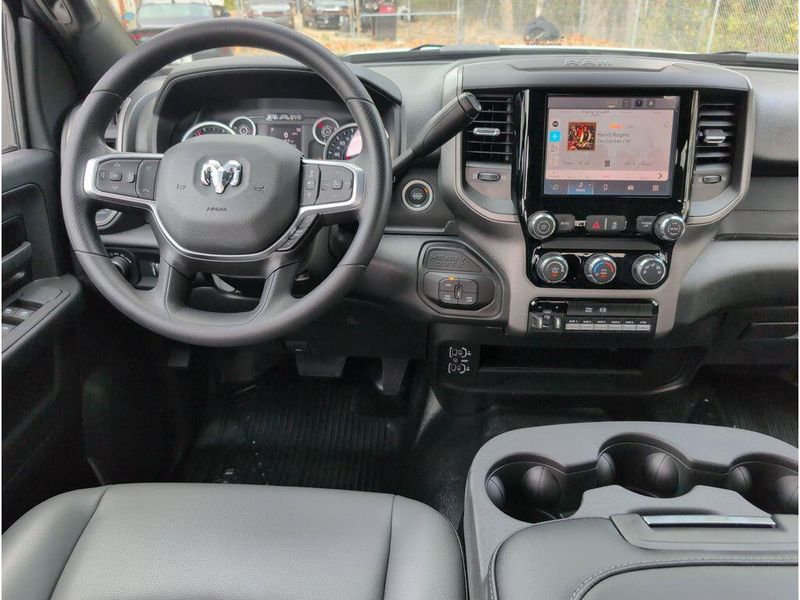 New 2026 RAM 3500 Tradesman Crew Cab Chassis 4x4 60