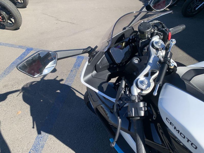 New 2025 CFMOTO 675SS Image 18