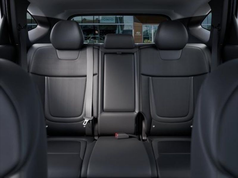 New 2025 Hyundai Tucson Hybrid LimitedImage 12