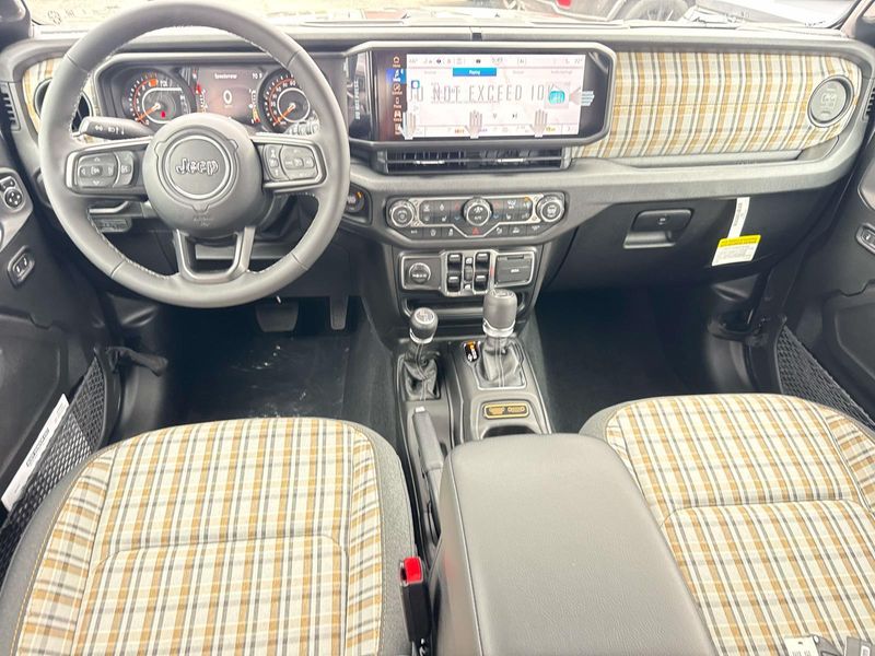 New 2026 Jeep Wrangler 4-door 85th Anniversary Edition