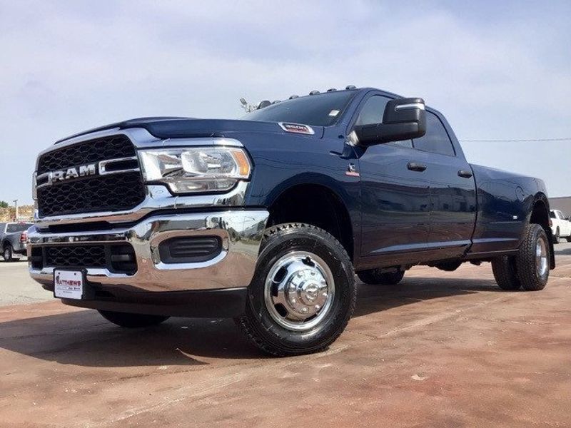 2024 RAM 3500 Tradesman Crew Cab 4x4 8