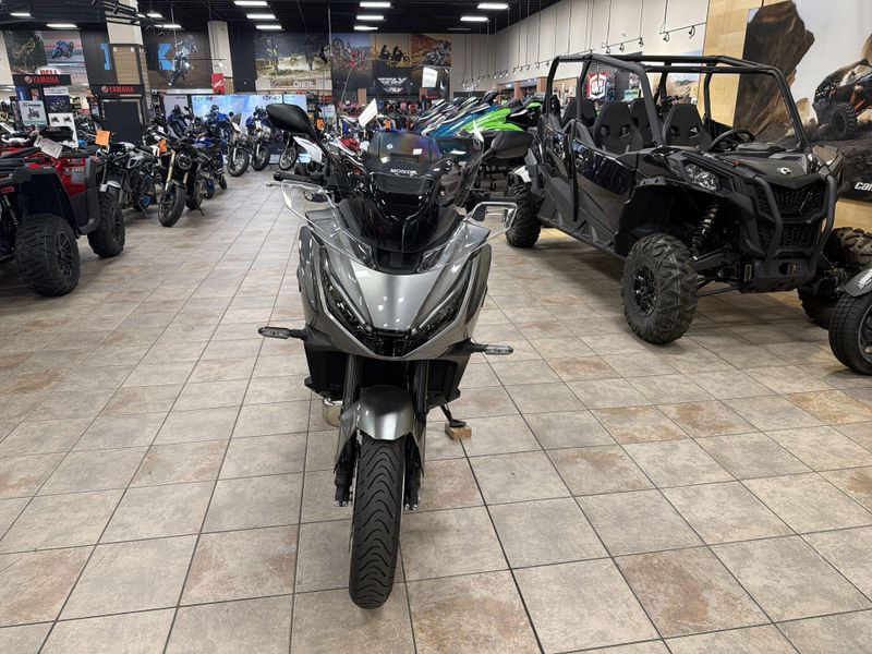 New 2026 Honda NT1100 DCT Image 12