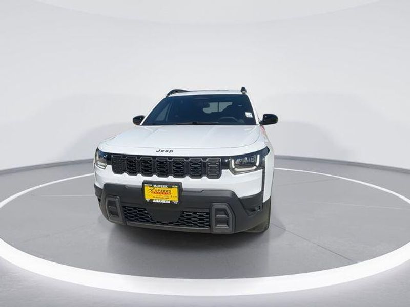 New 2026 Jeep Cherokee Limited 4x4Image 3