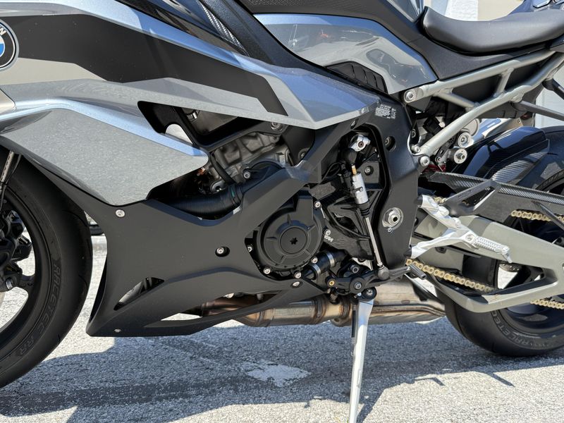 2025 BMW S 1000 RR