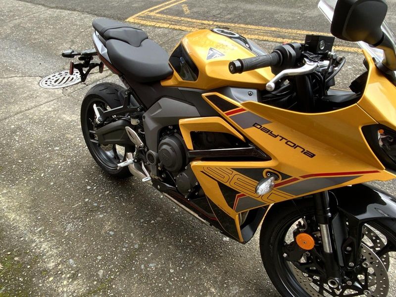 2026 Triumph DAYTONA 660