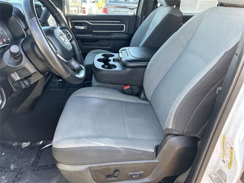 Used 2024 RAM 3500 Big HornImage 18