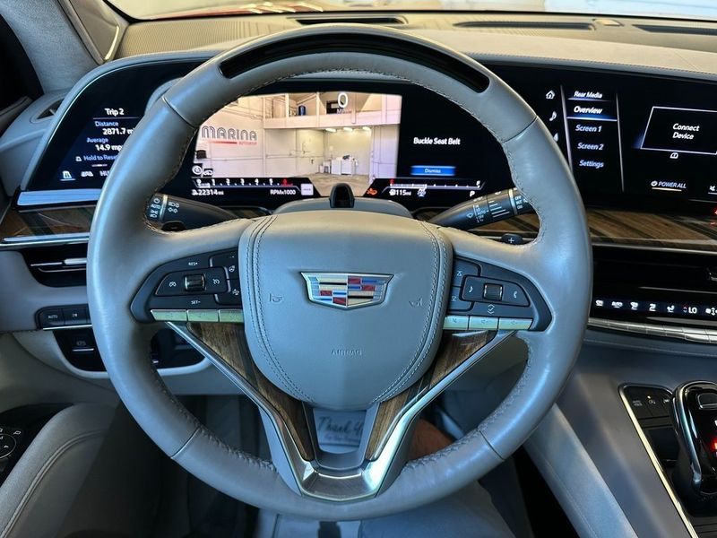 2021 Cadillac Escalade Sport PlatinumImage 2