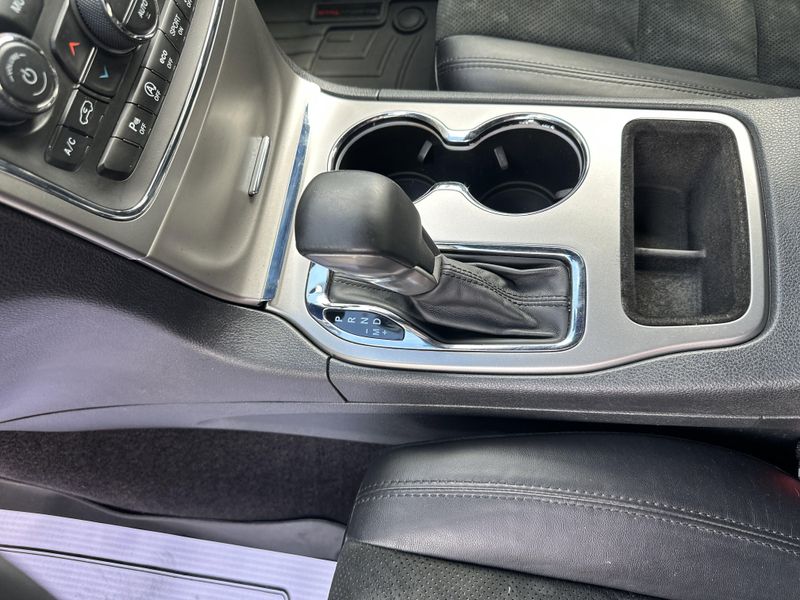 2018 Jeep Grand Cherokee Altitude photo 23