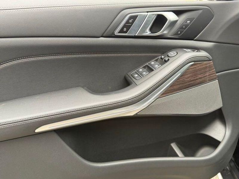 New 2026 BMW X5 xDrive40iImage 15