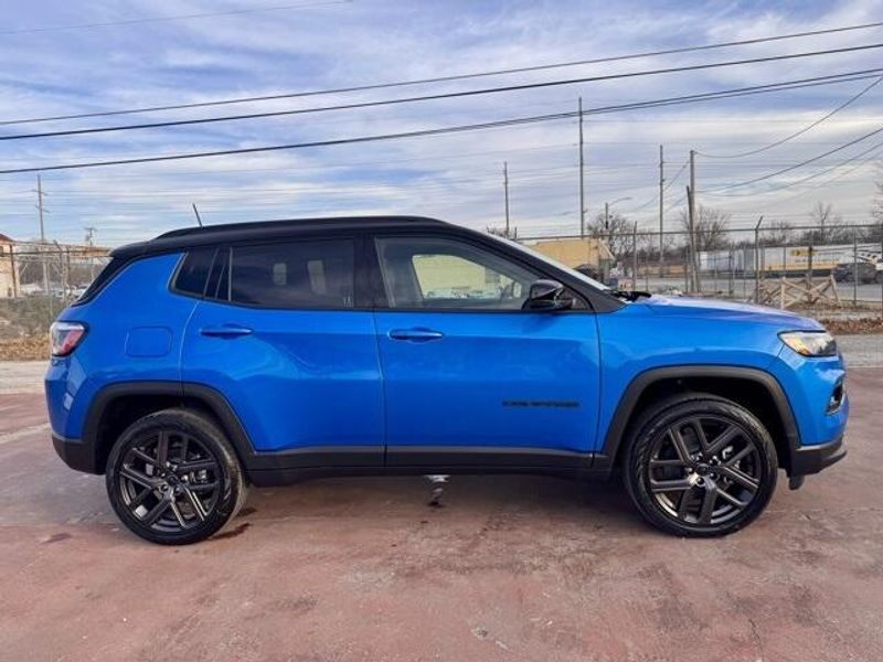 New 2026 Jeep Compass Limited Altitude 4x4Image 4
