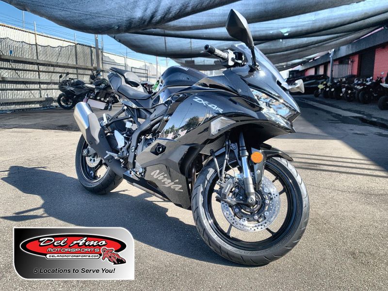 New 2026 Kawasaki NINJA ZX-4R ABS Image 1