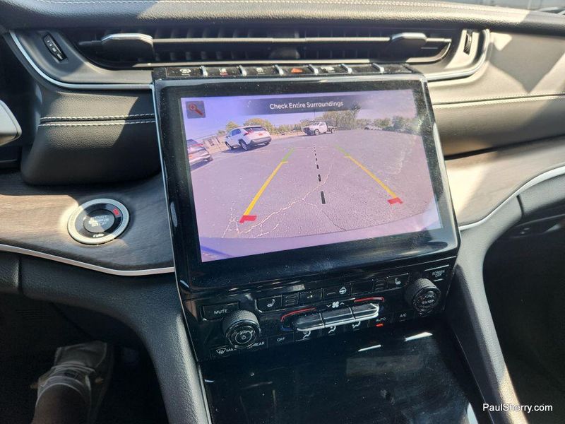 Used 2024 Jeep Grand Cherokee L Limited Black