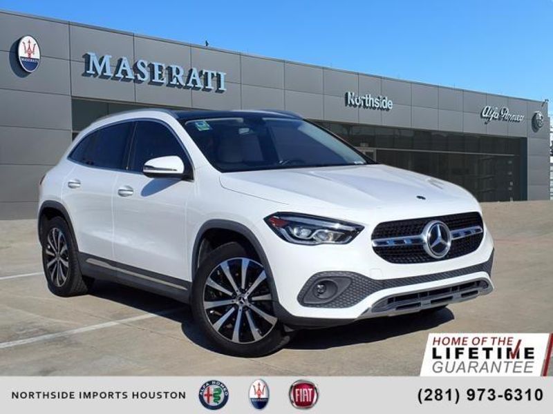 2021 Mercedes-Benz GLA 250 250Image 1