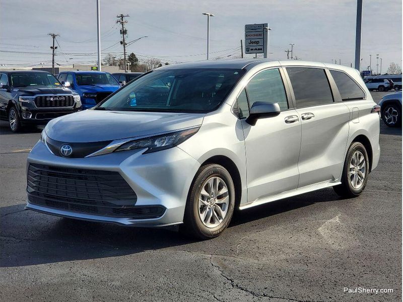 Used 2024 Toyota Sienna LE