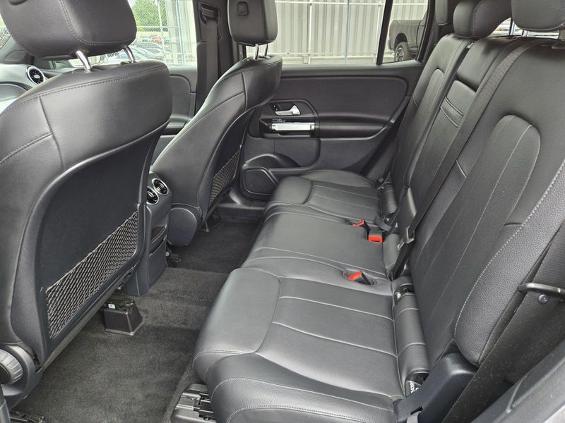 Used 2022 Mercedes-Benz GLB 250 4MATIC SUV