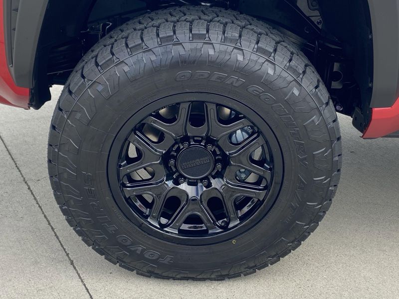 2025 Toyota 4Runner SR5Image 8