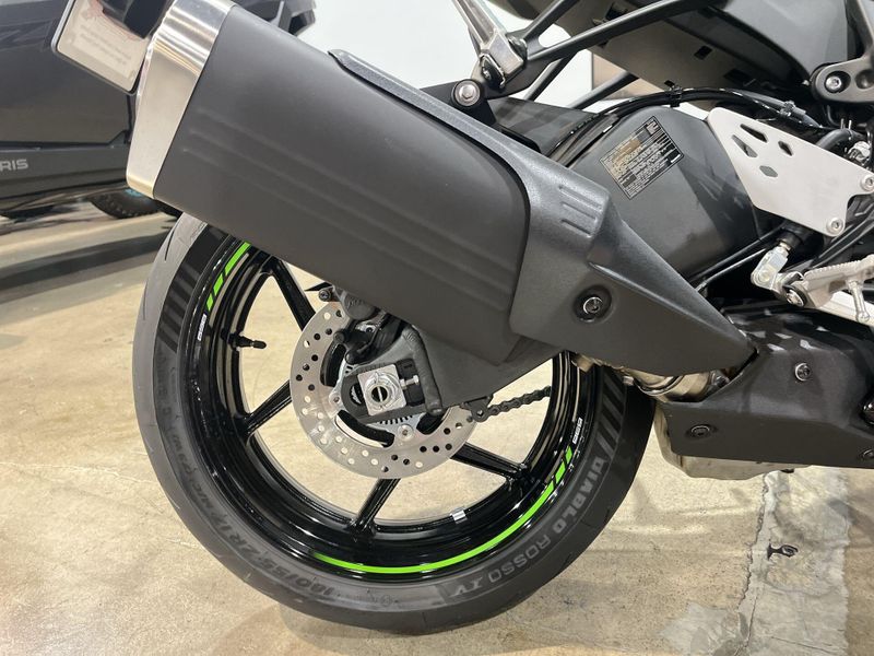 New 2025 Kawasaki NINJA ZX-6R ABS KRT EDITION Image 20