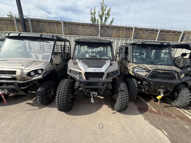USED 2020 POLARIS GENERAL 4 1000 NARA BRONZE Image 2