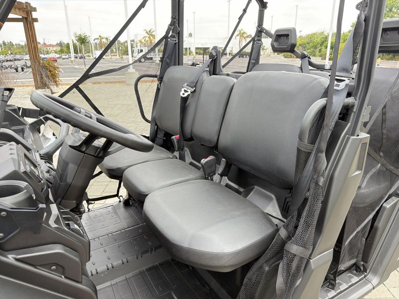 New 2026 Can-Am DEFENDER MAX DPS HD9 Image 25