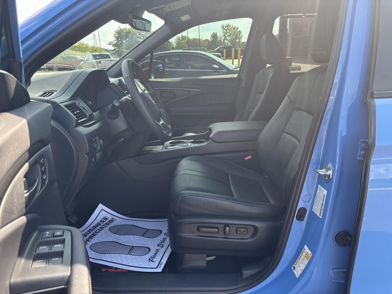Used 2024 Honda Passport TrailSportImage 12
