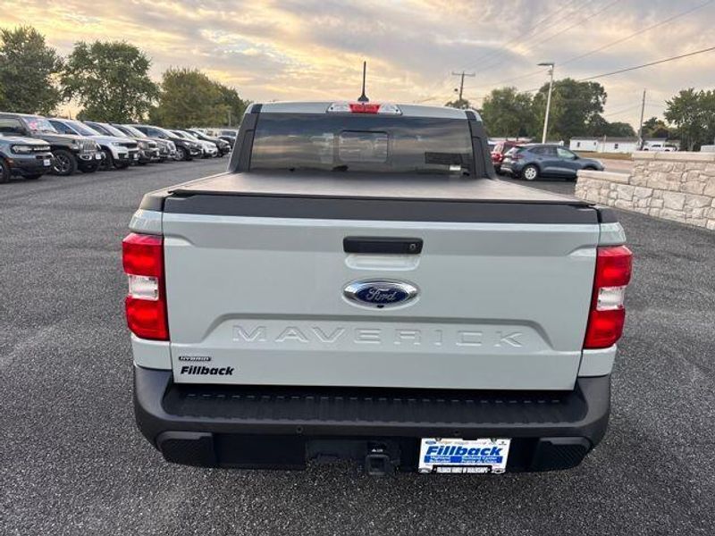2024 Ford Maverick Lariat photo 2