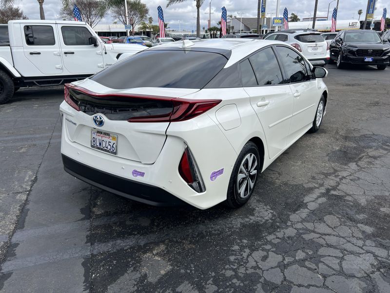 2019 Toyota Prius Prime PlusImage 3