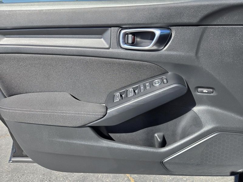 Used 2025 Honda Civic Sedan Sport CVT
