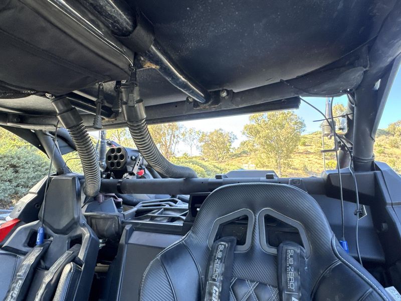 Used 2020 Can-Am SSV MAV TURBO R RS CR&sol;W 20 CALI Image 14