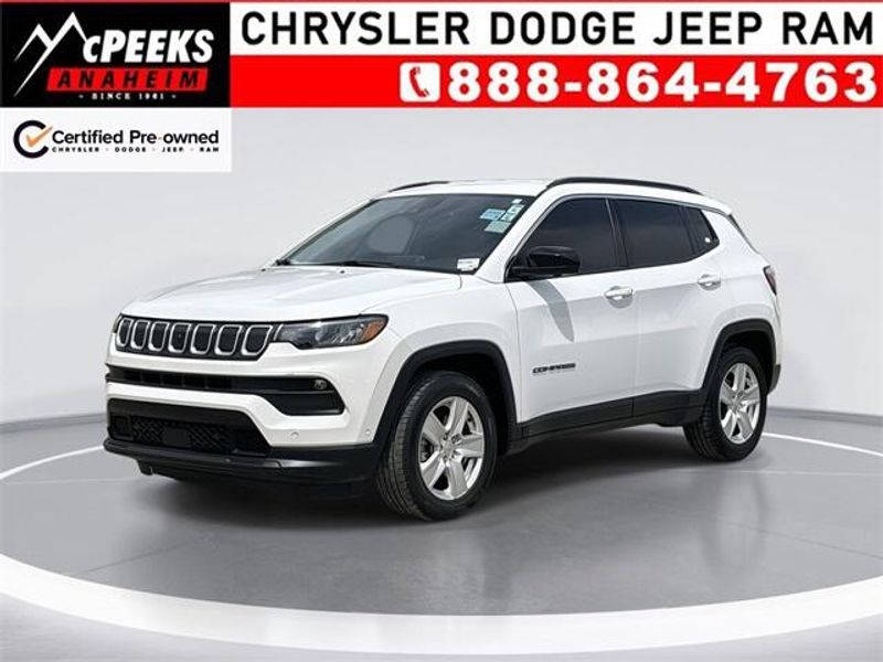 2022 Jeep Compass LatitudeImage 1