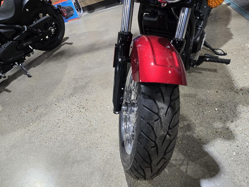 2025 Indian Motorcycle INDIAN SCOUT CLASSIC LIMITED WITH TECHNOLOGY PACKAGE SUNSET RED METALLIC Image 21