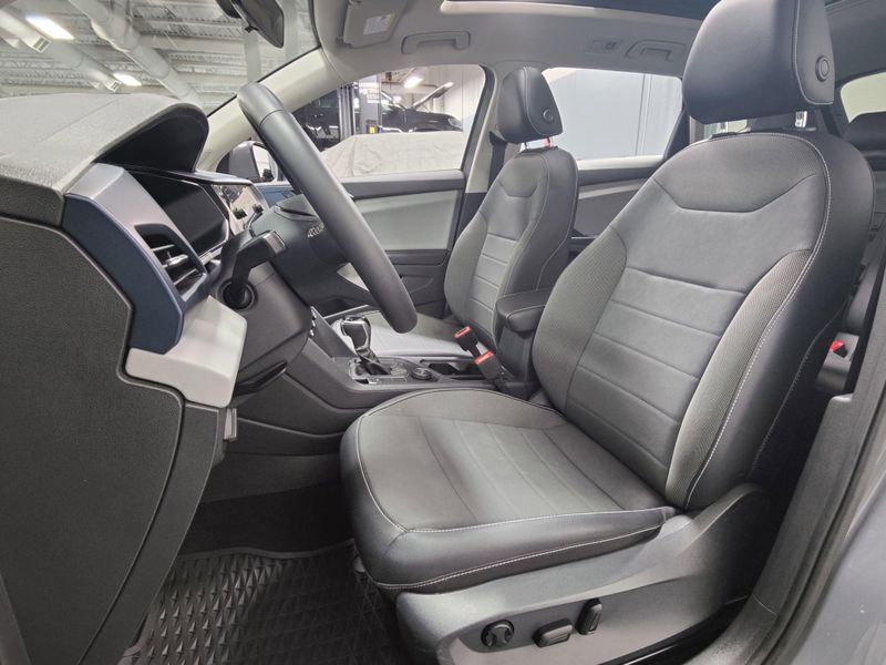 2022 Volkswagen Taos SE 4-Motion AWD w/SunroofImage 13