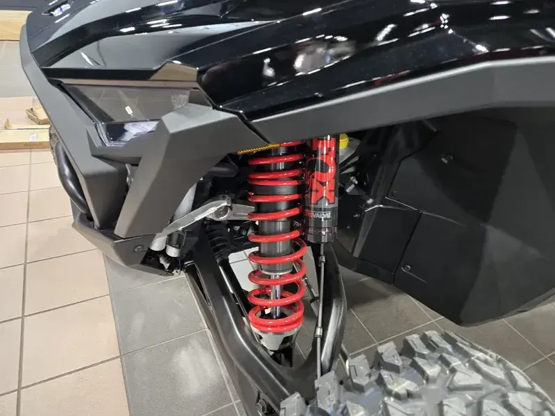 2025 Polaris RZR PRO S ULTIMATE ONYX BLACK Image 13