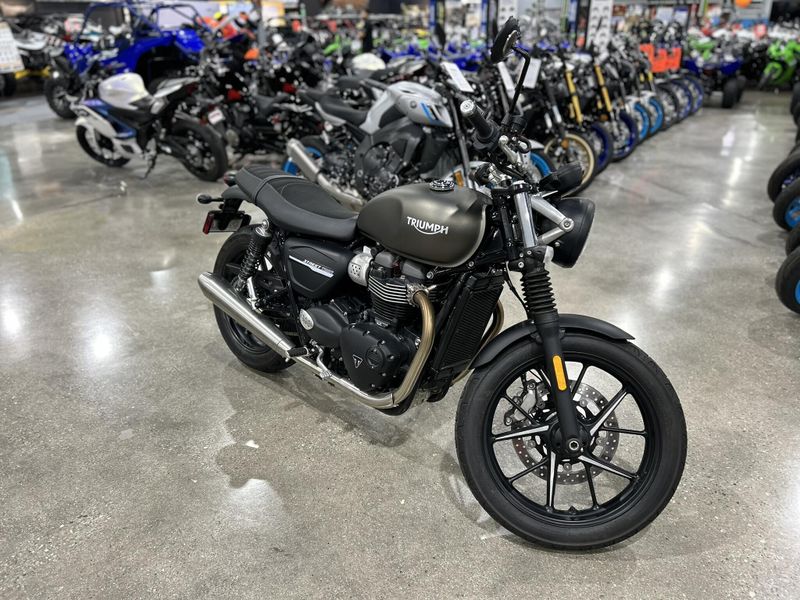 Used 2020 Triumph STREET TWIN Image 4