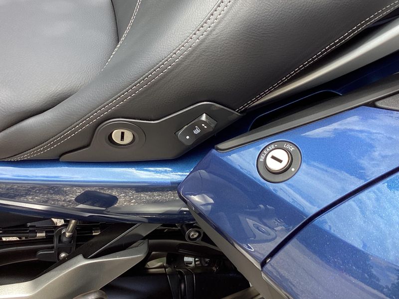 2025 BMW K 1600 GTL 