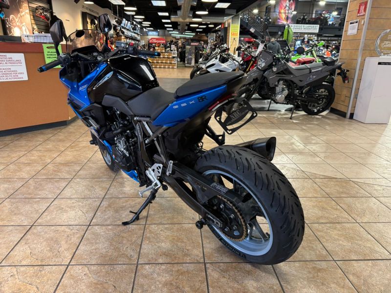 Used 2024 Suzuki GSX-8R Image 18