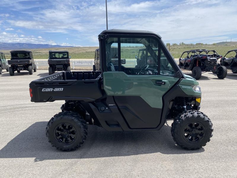 Used 2026 Can-Am DEFENDER DPS CAB HD10 
