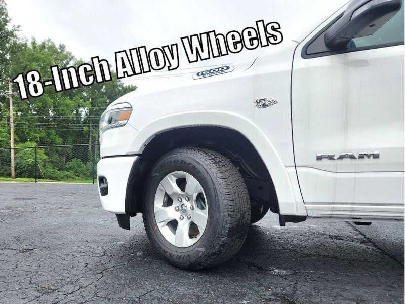 New 2026 RAM 1500 Big Horn Crew Cab 4x4 5'7' Box