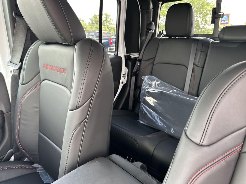 New 2025 Jeep Gladiator Rubicon X 4x4Image 27