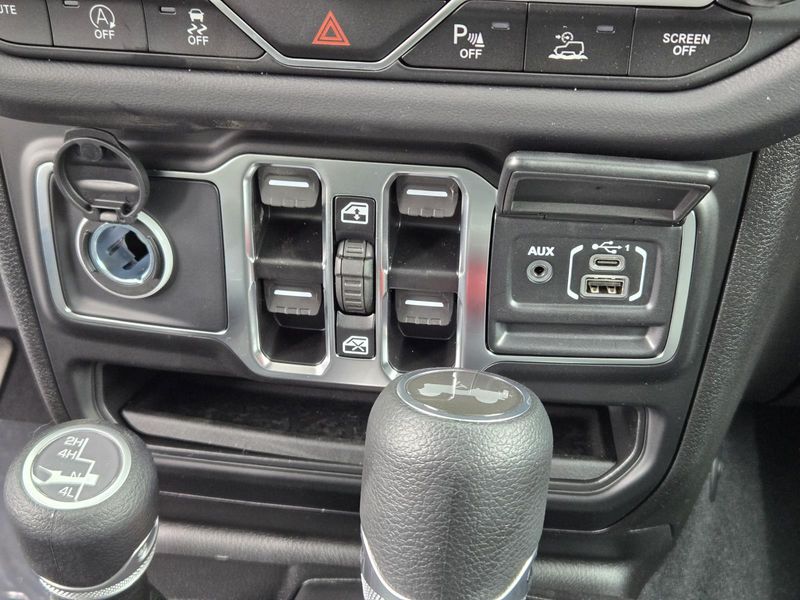 New 2025 Jeep Wrangler 4-door Sahara