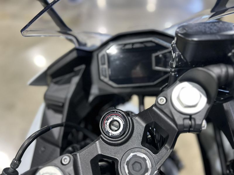 Used 2025 Kawasaki NINJA 500 ABS Image 3