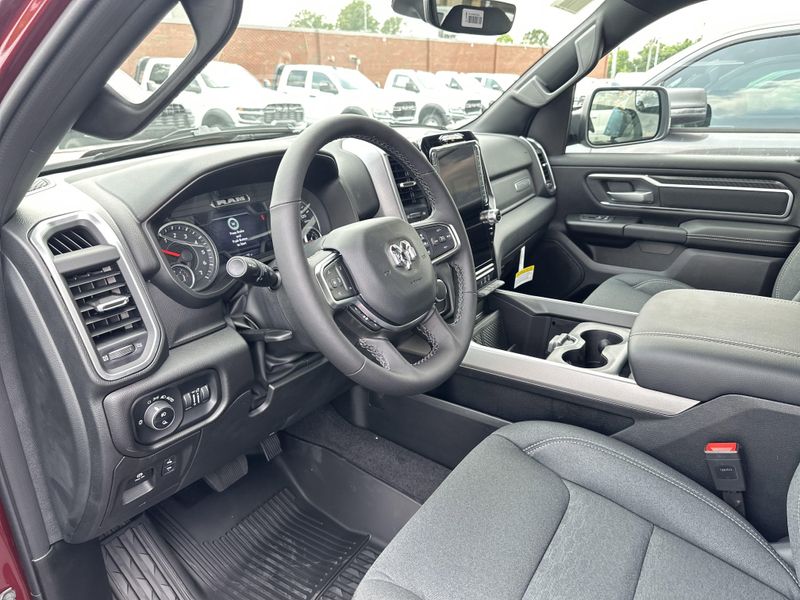 2025 RAM 1500 Big Horn Crew Cab 4x4 5
