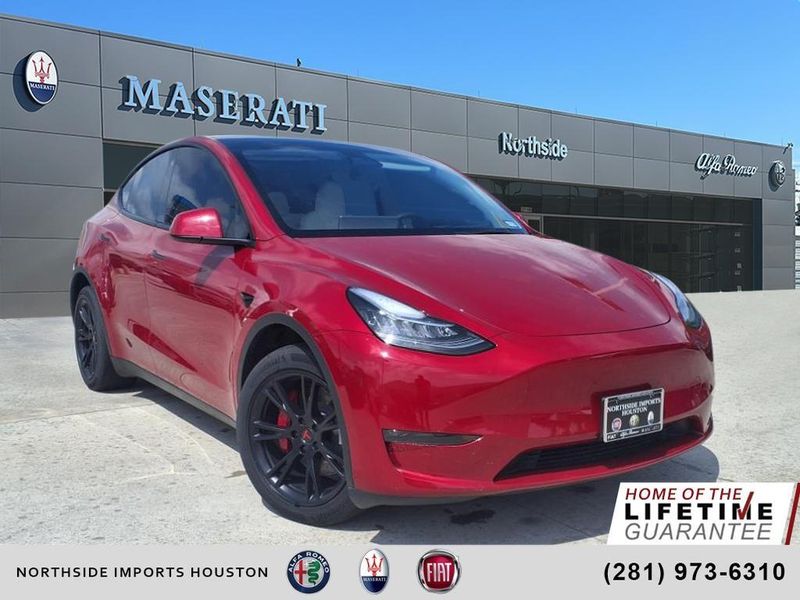 2023 Tesla Model Y Long RangeImage 1