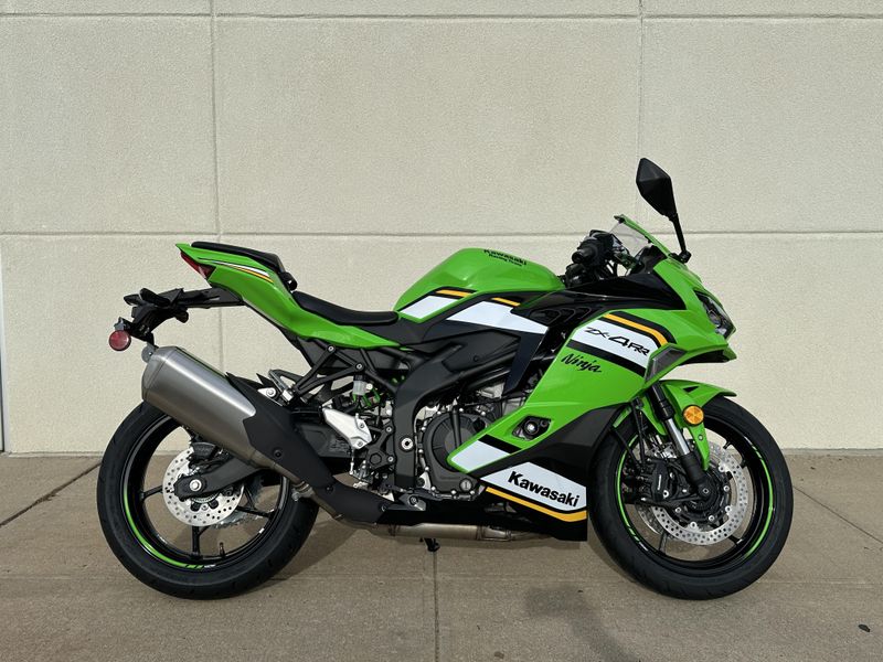 2025 Kawasaki Ninja ZX4RR KRT Edition ABSImage 2