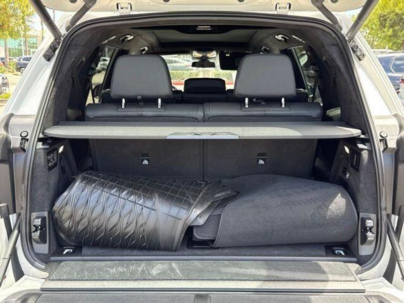 Used 2024 BMW X7 xDrive40iImage 16