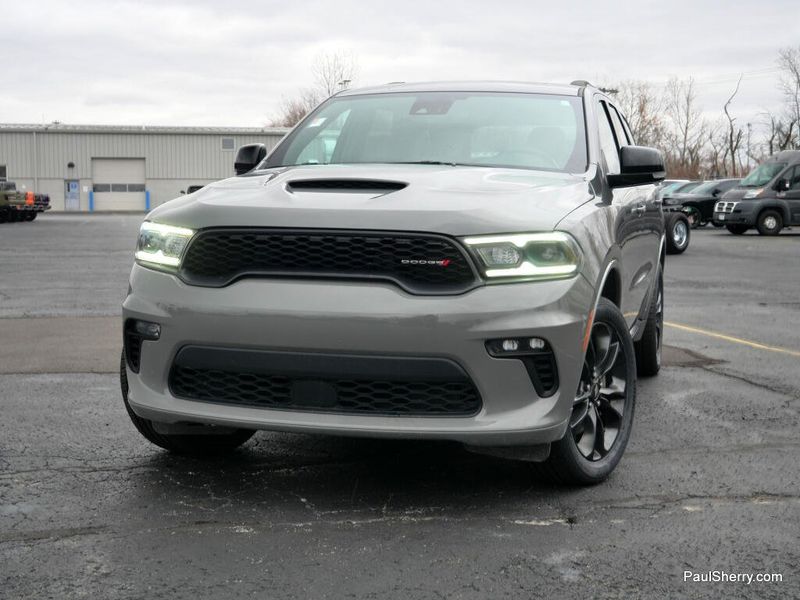 2022 Dodge Durango GT Plus photo 2